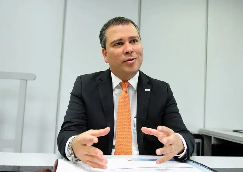 Ex-presidente do BRB teria cargo no Banco Master após compra, afirma Vorcaro à PF 1 BRB Costa.jpeg
