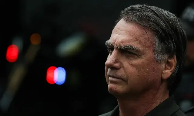 Jair Bolsonaro solicita ao STF autorização para reuniões de oração em sua residência 1 Bolso.jpg