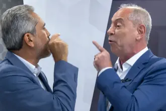 Coligação de Ciro Gomes solicita cassação da chapa de Elmano e novas eleições no Ceará 7 Ciro e Elmano