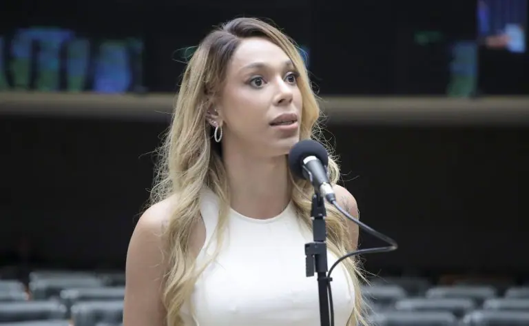Erika Hilton solicita multa a deputado do PL por vídeo ofensivo durante campanha 1 Erika Hilton.jpg