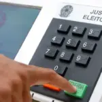 Voto Obrigatório no Brasil: Quem Deve Participar das Eleições de 2026 3 Urnas eletronicas 1.jpg
