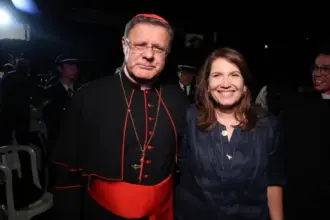 Bia Kicis defende impeachment de ministros do STF no Senado 6 arcebispo bia kicis 910x568.jpg