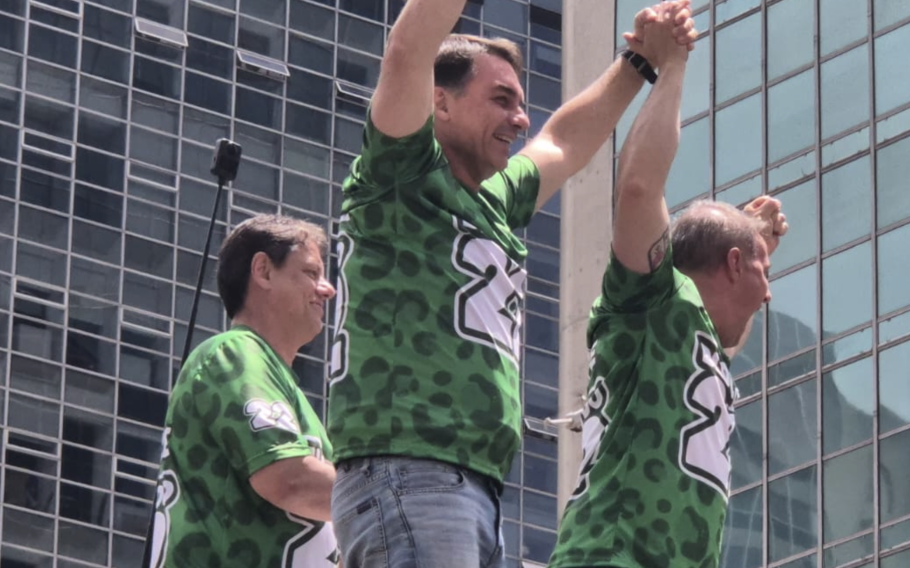Flávio Bolsonaro promete expor crimes de Lula em debate na Band 1 captura de tela 2026 10 18 as 11.45.41