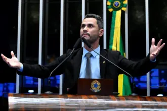 Cleitinho se defende após polêmica com vídeo ao lado de Davi Alcolumbre 6 cleitinho azevedo