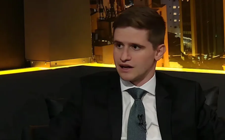 Pavanato: Direita buscará reverter modelo educacional 'sequestrado' pelo PT 1 conversa com lucas pavanato deputado federal