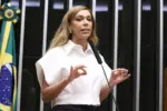 Erika Hilton solicita bloqueio de contas de Flávio Bolsonaro e da esposa ao STF 11 erika hilton