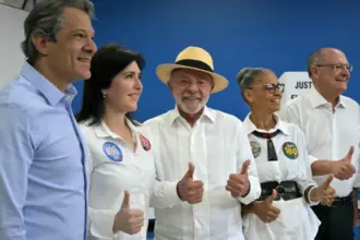 Ex-ministros de Lula têm desempenho abaixo do esperado nas eleições de 2026 4 ex ministros lula 910x568.jpg