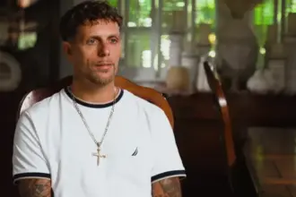 Ex-traficante transforma sua vida após conversão religiosa nos EUA 6 ex traficante encontra nova vida apos deixar o mundo das drogas