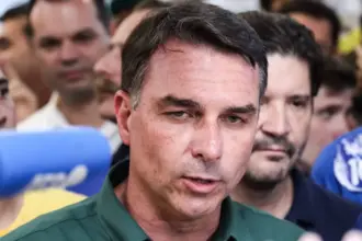 Agropecuária apoia Flávio Bolsonaro no primeiro turno das eleições 6 flavio 910x568.jpg