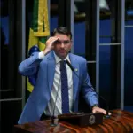 Flávio Bolsonaro critica TSE e denuncia canal de Janones por manipulação de conteúdo 4 flavio bolsonaro 3