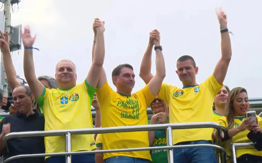 Deputado lança 'Flaviômetro' para monitorar apoio a Flávio Bolsonaro na campanha eleitoral 1 flavio bolsonaro ato inaugural