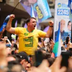 Flávio Bolsonaro lidera e se destaca como favorito no segundo turno contra Lula 3 flavio bolsonaro primeiro turno