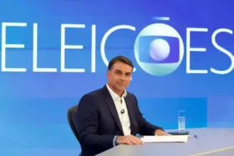 Flávio Bolsonaro propõe fim da reeleição e critica Lula em sabatina na Globo 4 flavio na globo 22 910x568.jpeg