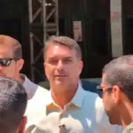 Flávio Bolsonaro se reúne com prefeitos do Rio e desmente rumores sobre Bolsa Família 3 flavio no rj 910x568.jpeg