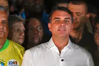 Flávio Bolsonaro é confirmado na Argentina e segue para os EUA via Equador 6 flavio.argentina