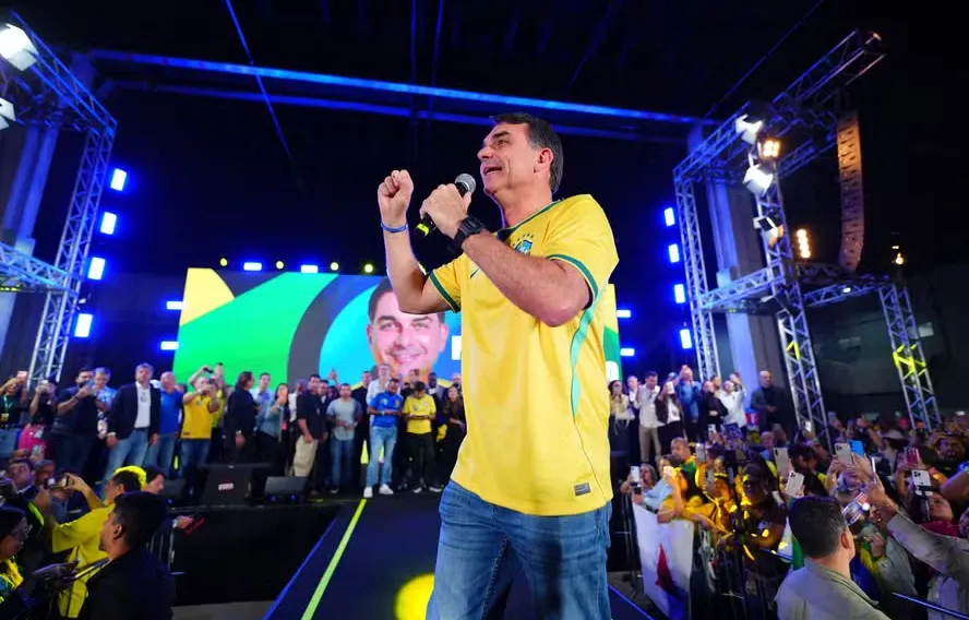 Flávio Bolsonaro lidera com 55% em pesquisa Gerp; Lula tem 45% 1 flavio pesquisa gerp