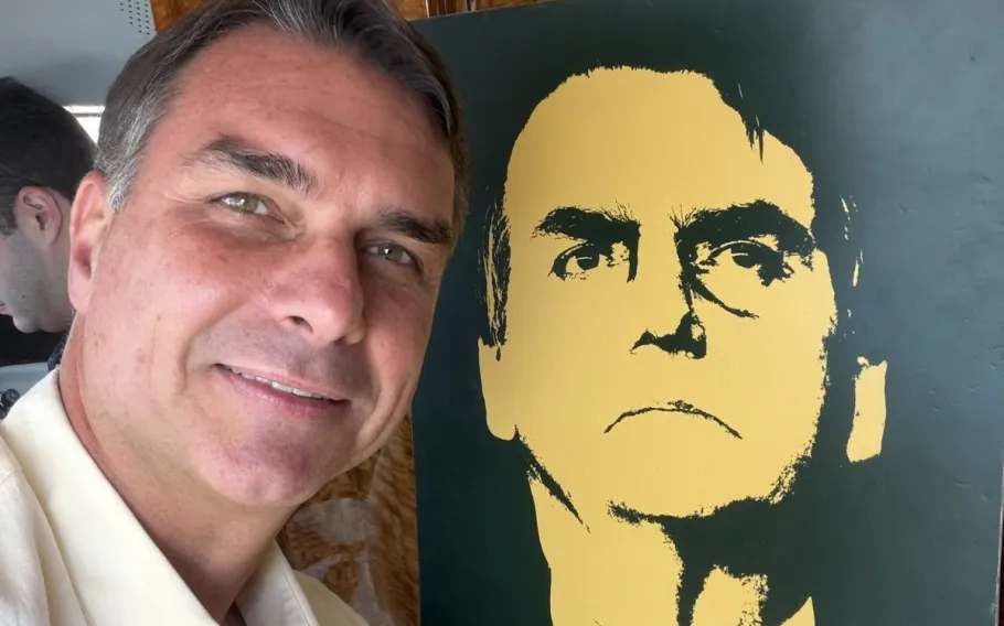 Visitas de Flávio Bolsonaro ao pai são retomadas após suspensão de 90 dias 1 flavio vale do paraiba 910x568.jpeg 1