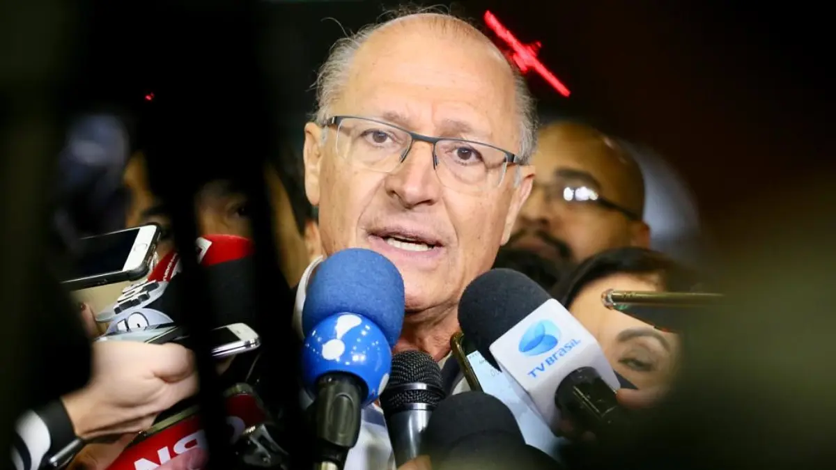 Alckmin critica Flávio Bolsonaro por não abrir sigilos e apresenta contraproposta 1 geraldo alckmin foto ciete silverio campanha geraldo alckmin