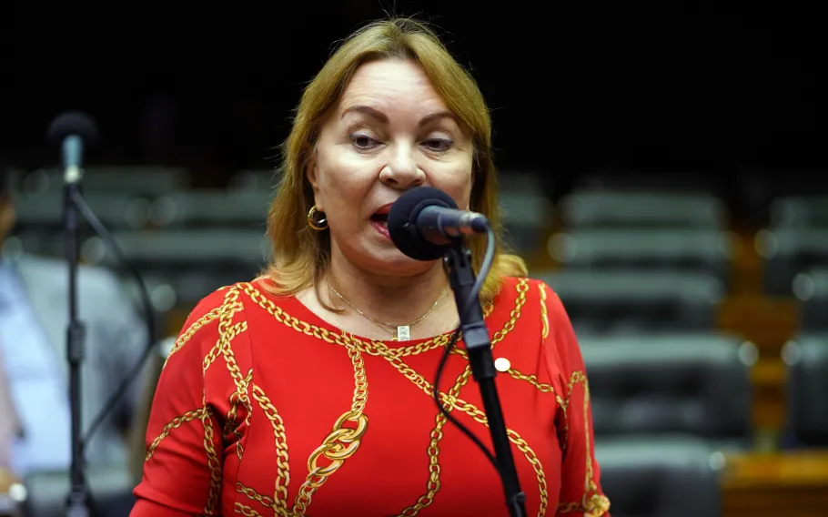 Deputada Gorete Pereira é indiciada pela PF por fraudes no INSS 1 goretepereira mdbce