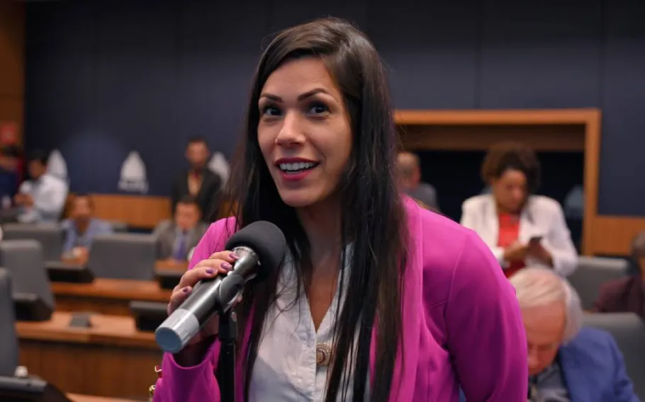 Índia Armelau, deputada mais votada do RJ, afirma não ter recebido notificação do MPT 1 india armelau processo mpt