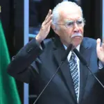 José Sarney permanece na UTI após cirurgia bem-sucedida 3 jose sarney sessao redemocratizacao