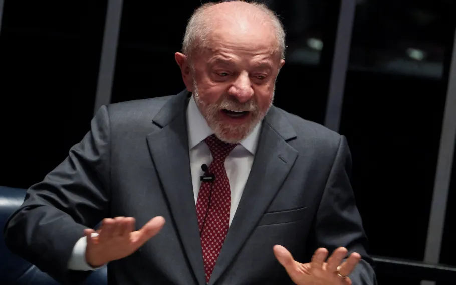 Lula estuda indicar mulher para o Ministério da Defesa após saída de Mucio 1 lula 2