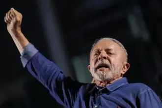 A surpreendente virada de Lula: de desvantagem à vitória nas urnas 5 lula 5 910x568.jpg