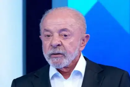 A Autonomia do Povo e a Politização do Estado: Reflexões de Pedro Henrique Alves 5 lula x policia debate globo.jpg 1
