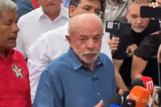 Lula critica decisões do TSE em evento em São Paulo 4 lula x tse fake news 910x568.jpg