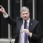Van Hattem afirma que impeachment de Moraes prosseguirá independentemente do vencedor da eleição presidencial 3 marcel van hattem.jpg