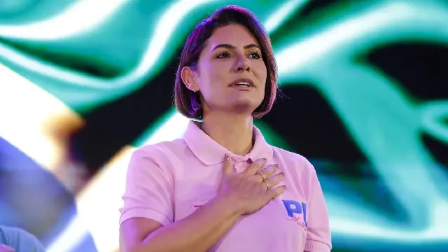 Michelle Bolsonaro clama por união entre apoiadores de Jair Bolsonaro 1 michelle.jpg 1