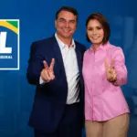 Michelle Bolsonaro planeja visitar capitais em apoio a Flávio no 2º turno 4 michelle.jpg