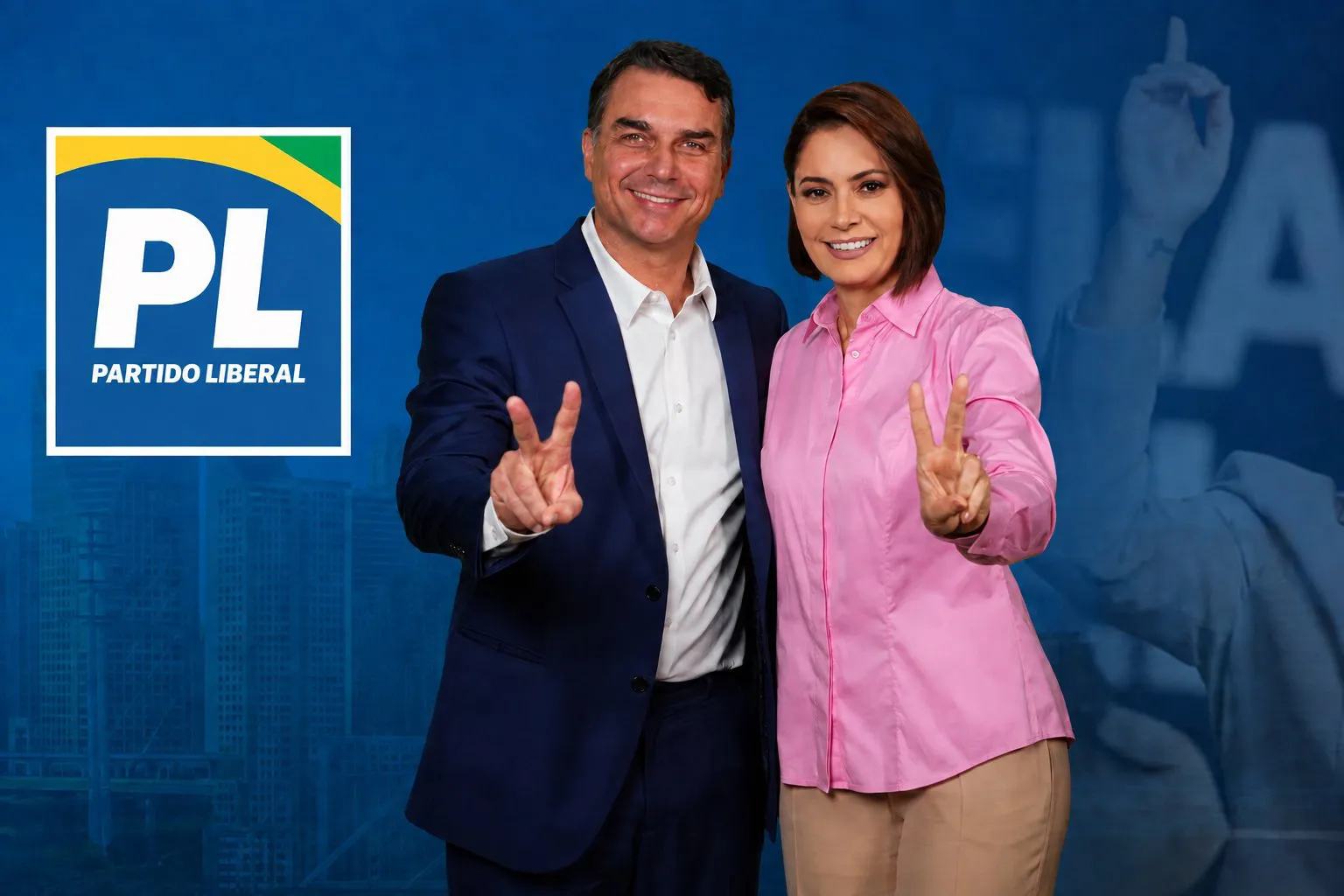 Michelle Bolsonaro planeja visitar capitais em apoio a Flávio no 2º turno 1 michelle.jpg