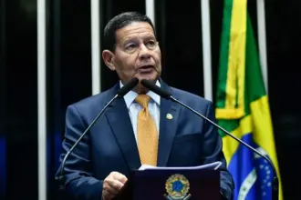 Mourão critica Lula e traça paralelo com Biden após debate 7 mourao sobre lula 860x568.jpeg