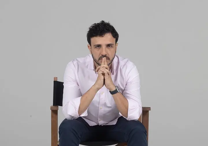 Renan Santos defende postura moderada em relação a Flávio Bolsonaro 1 news 144061
