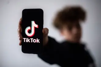 Influenciadores do TikTok são acusados de provocar incêndio em igreja nos EUA 4 news 144128