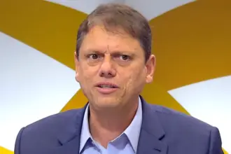 Tarcísio de Freitas se compromete a combater fake news atribuídas ao PT 4 news 144263