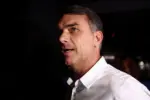 Flávio Bolsonaro embarca para os Estados Unidos com a família 5 news 145262