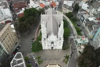 Igreja em Manhattan arrecada US$ 23,9 milhões com venda de direitos aéreos 4 news 145309