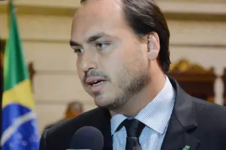 Carlos Bolsonaro manifesta apoio a Rogério Marinho na corrida pela presidência do Senado 6 news 145412