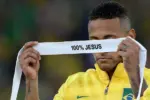 Comitê Olímpico Internacional critica faixa “100% Jesus” de Neymar após medalha de ouro 5 neymar olimpiadas