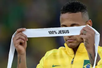 Comitê Olímpico Internacional critica faixa “100% Jesus” de Neymar após medalha de ouro 6 neymar olimpiadas