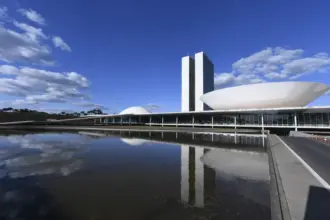 Eleições resultam na perda de mandato para 189 congressistas 6 por que sao paulo e acre tem o mesmo numero de senadores 910x568.jpg 1