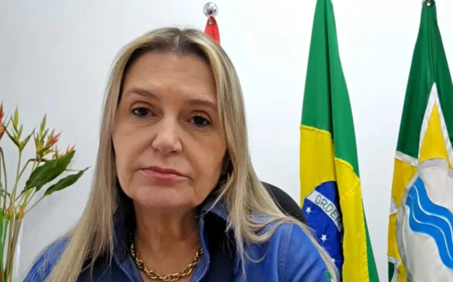 Prefeita de Potirendaba anuncia fiscalização rigorosa em escolas após declarações polêmicas de professora 1 potirendaba sp vai reforcar fiscalizacao em salas de aula depois de fala sobre flavio diz prefeita 2