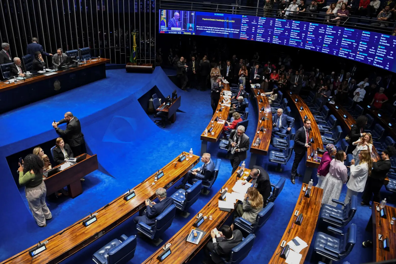 Oposição se mobiliza por impeachment de ministros do STF após reeleição de Lula 1 senado scaled