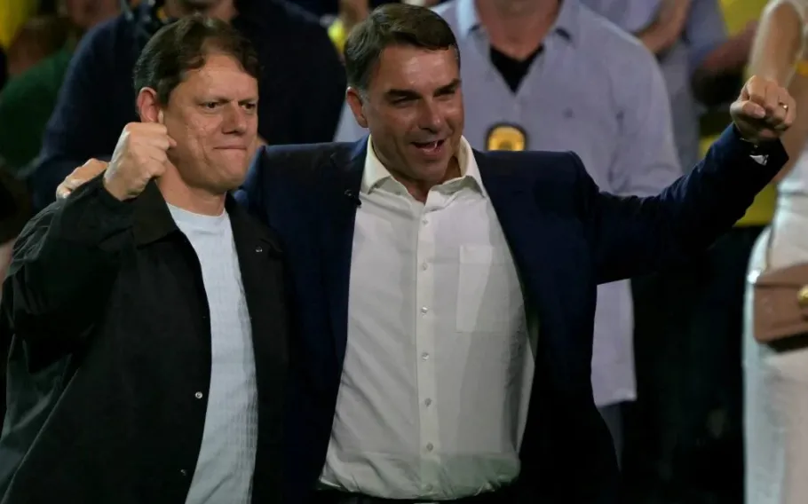 Flávio Bolsonaro busca apoio do Republicanos com articulação de Tarcísio de Freitas 1 tarcisio eleicoes governador