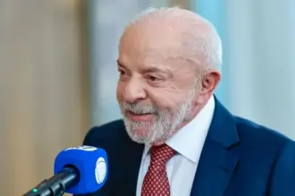 Lula defende aumento do Bolsa Família e nega intenções eleitorais 7 tenho saudades de quando disputava eleicoes com o psdb diz lula 910x568.jpeg
