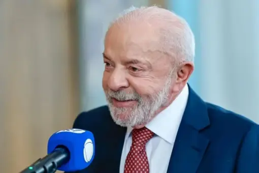 Lula defende aumento do Bolsa Família e nega intenções eleitorais 8 tenho saudades de quando disputava eleicoes com o psdb diz lula 910x568.jpeg