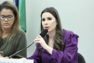 Carol De Toni propõe projetos para limitar recomendações internacionais a juízes 7 whatsapp image 2026 04 24 at 15.29.54.jpeg